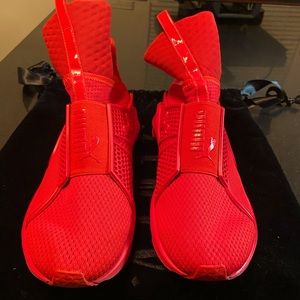 Fenty (Woman’s) Puma runners